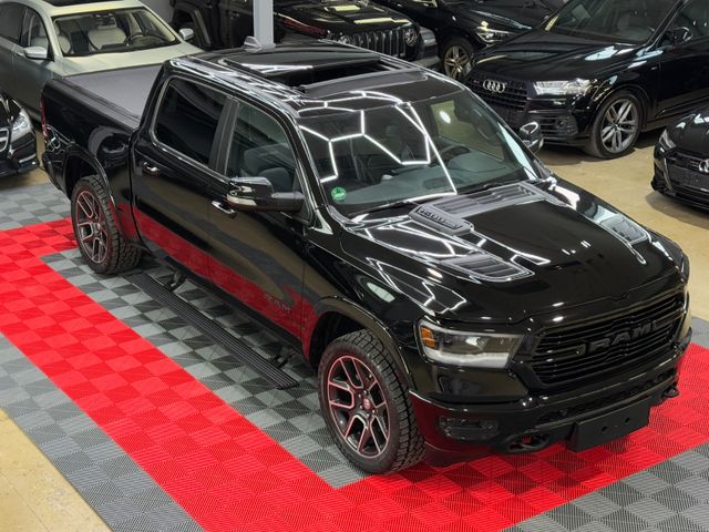 Dodge RAM 1500 5.7 HEMI Laramie 4X4 Panorama BLACK 22Z