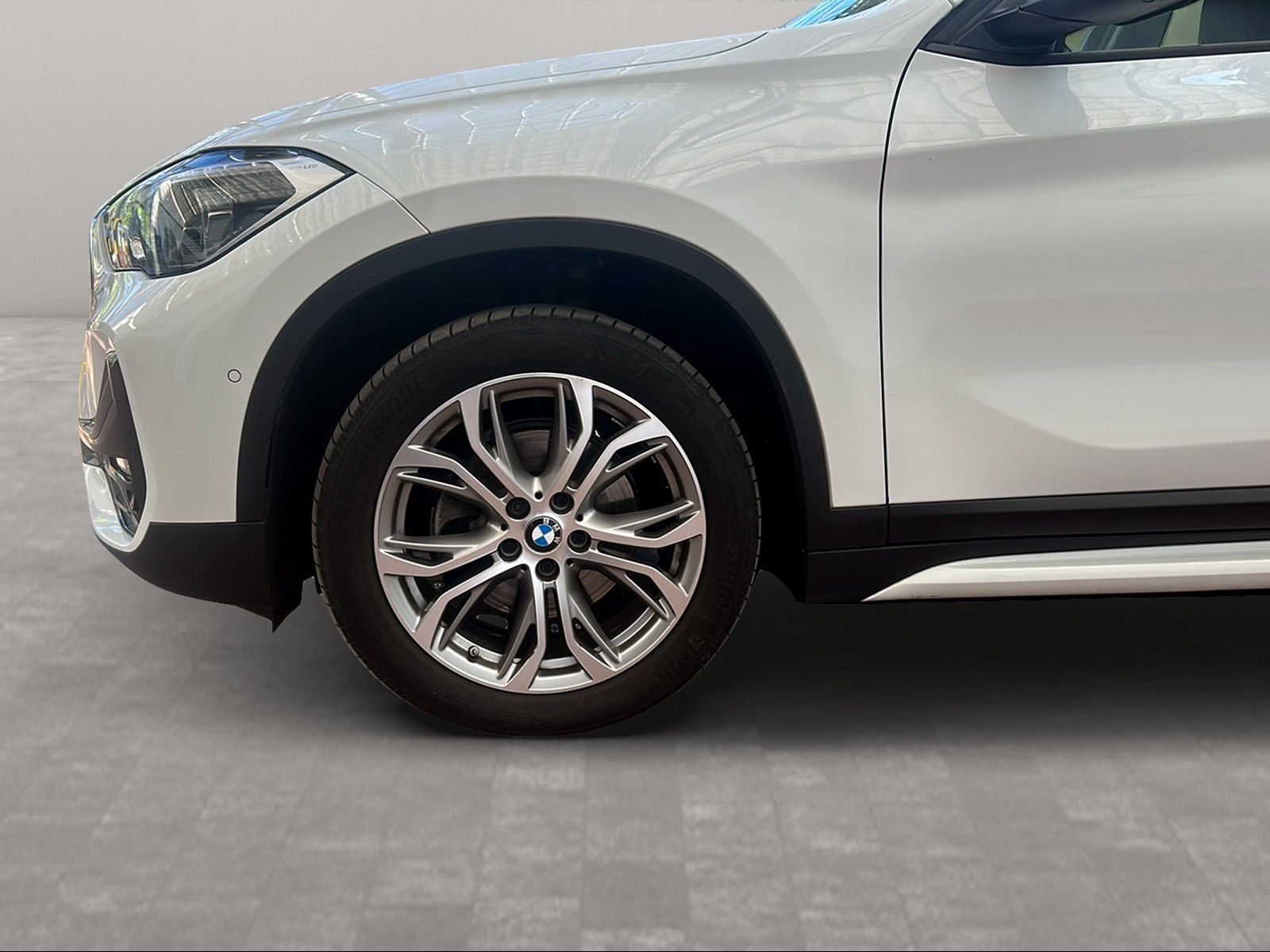 BMW X1 sDrive18d Sport Line Navi AHK Head-Up Kamera foto 8