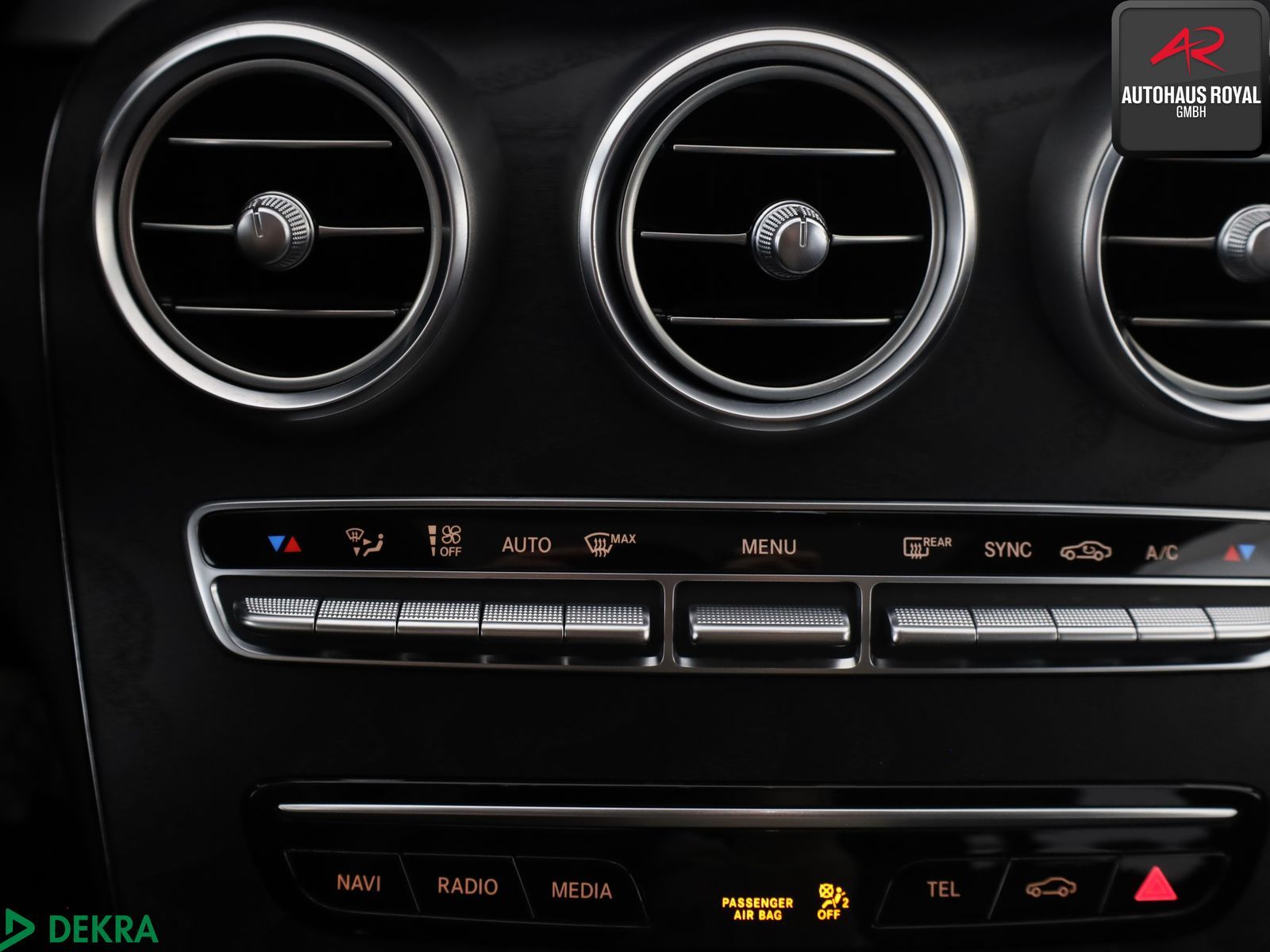 Mercedes-Benz C 220 d T 3x AMG NIGHT PANO,KEYLESS,AHK,CARPLAY foto 21