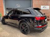 Audi SQ7 4.0TDI STANDHEIZ,HEAD-UP,PANO,MATRIX,7-SITZE - gebrauchte Audi SQ7 aus dem Jahr 2018