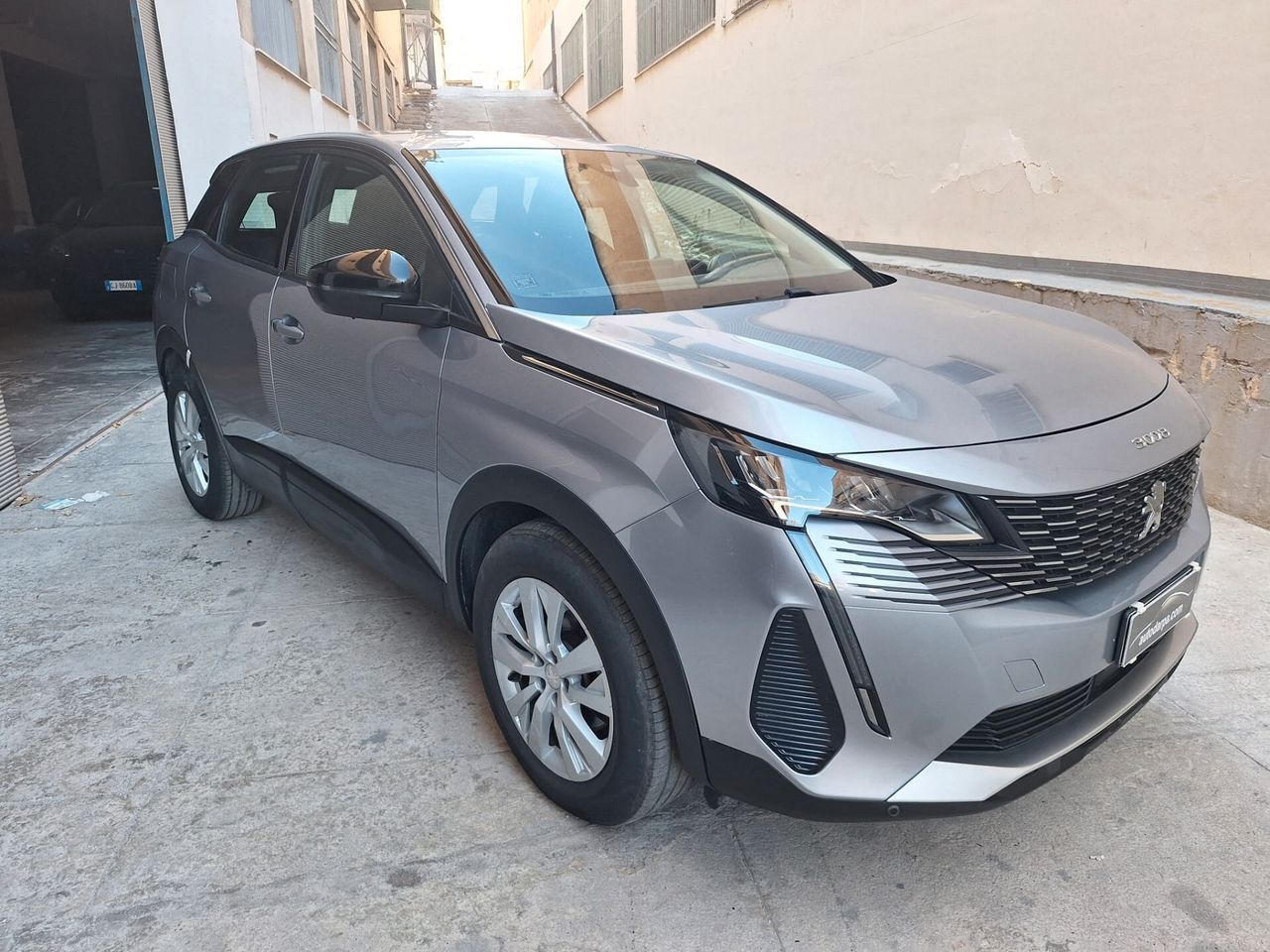 Peugeot 3008 BlueHDi 130 S&S Active Pack imagem 2