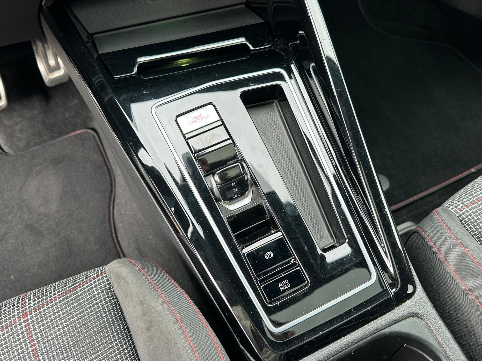 Volkswagen Golf VIII 2.0 TSI Lim. GTI *STANDH*PANO*RCAM*, миниатюра 17
