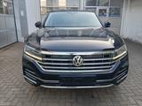 Volkswagen Touareg Elegance 4Motion - Volkswagen Touareg Elegance mit Diesel-Antrieb