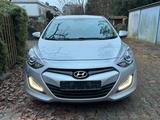 Hyundai i30 1.6 GDI Style Navi Kamera PDC Xenon - Hyundai i30: Style