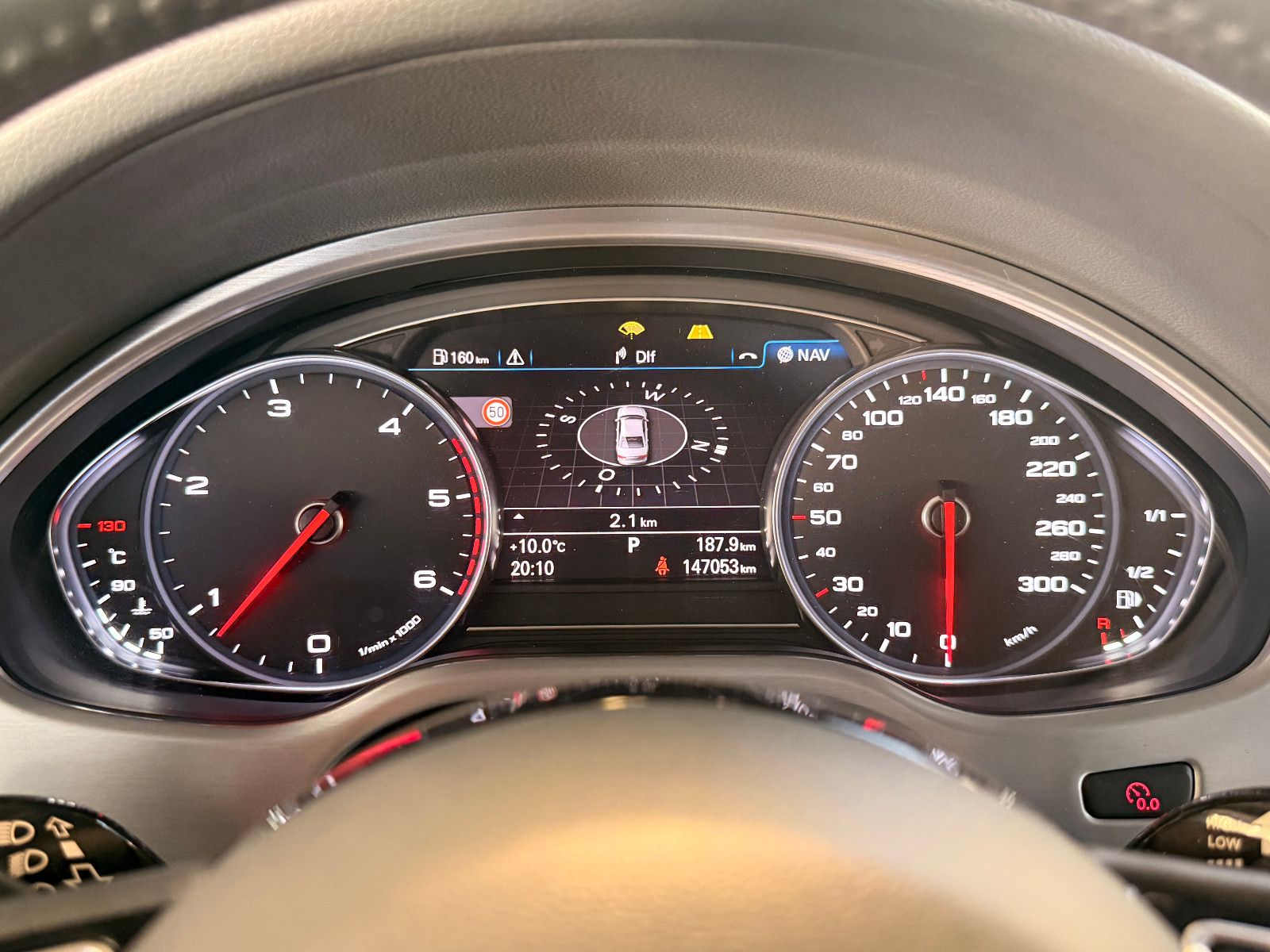 Fahrzeugabbildung Audi A8 4.2 TDI quattro/SCHIEBEDACH/LED/ACC/FACELIFT
