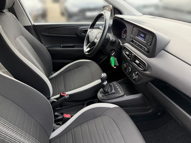 Fahrzeugabbildung Hyundai i10 Select +KLIMA+RADIO+DAB+SHZ+BLUETOOTH+UVM+