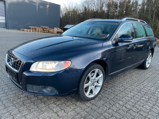 Volvo V70 3.0 T6 AWD 305PS NR:39025