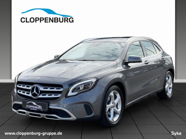 Mercedes-Benz GLA 200 7G-DCT Urban+LED+Pano+DAB+Garmin Map+Par