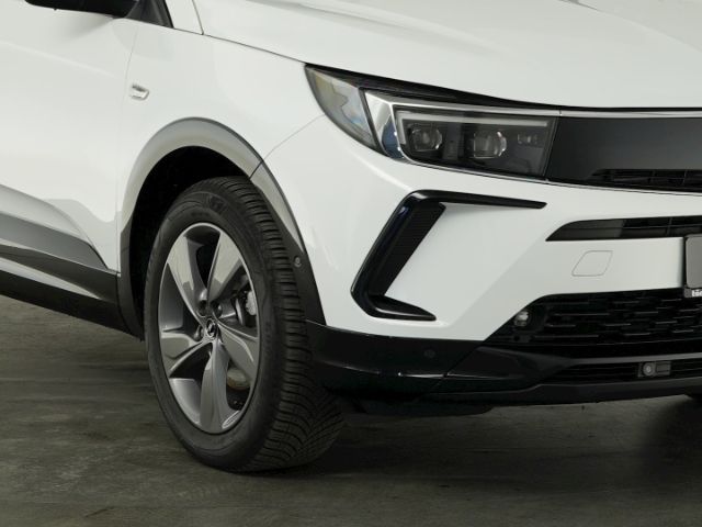 Grandland GS CDTI AT+LED+NAVI+360 GRAD KAMERA+SI