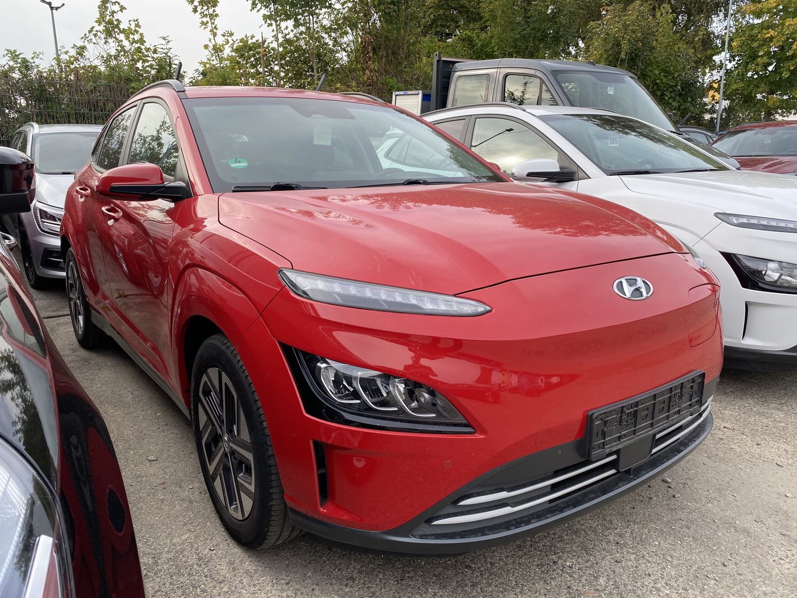 Hyundai Kona Trend Navi R.Cam Krell HUD SHZ ACC LED 