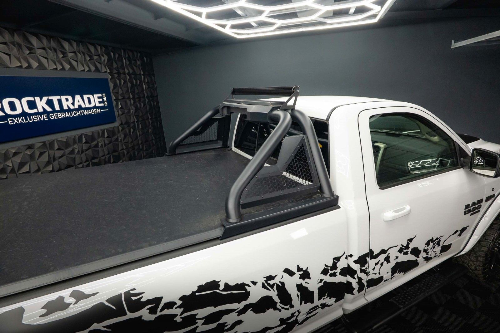 Fahrzeugabbildung Dodge RAM 5.7 V8 HEMI 4x4 SingleCab MAXI LONGBED *LED*
