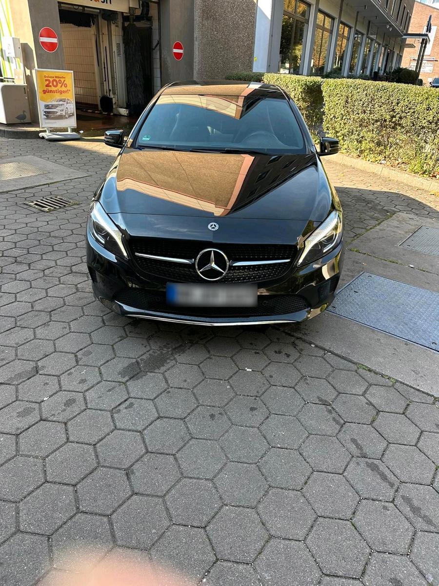 Mercedes-Benz A 180