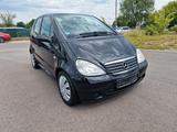 Mercedes-Benz A 160 CLASSIC / Automatik - Mercedes-Benz aus 2000: C Class