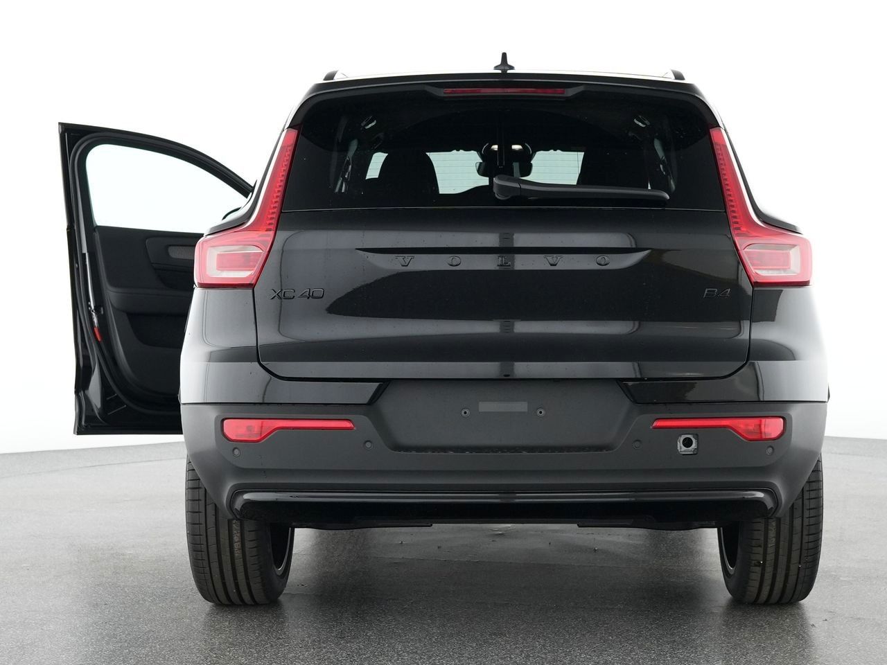 Fahrzeugabbildung Volvo XC40 Plus Black Edition 2WD