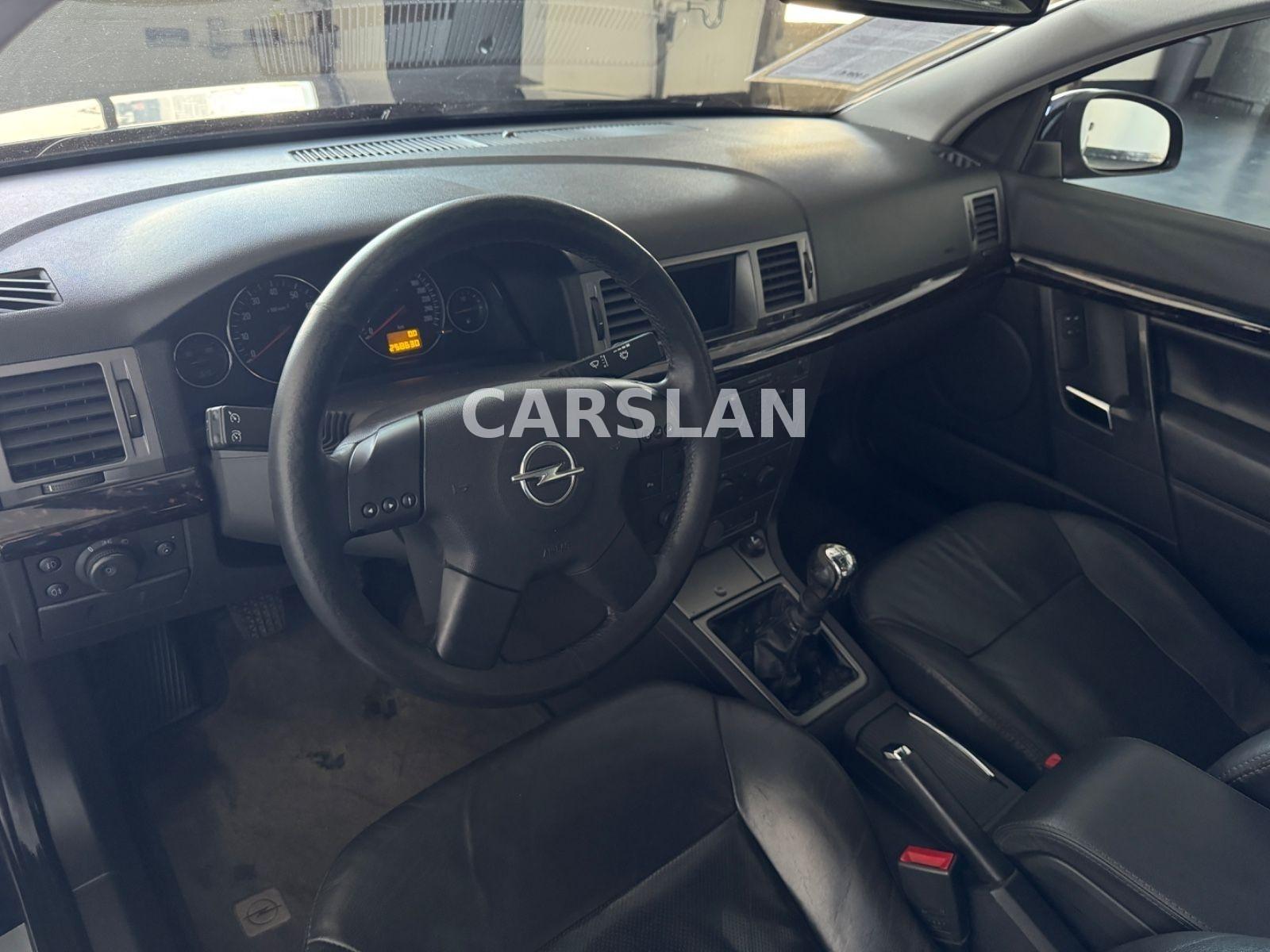 Opel Signum 2004 — photo 21