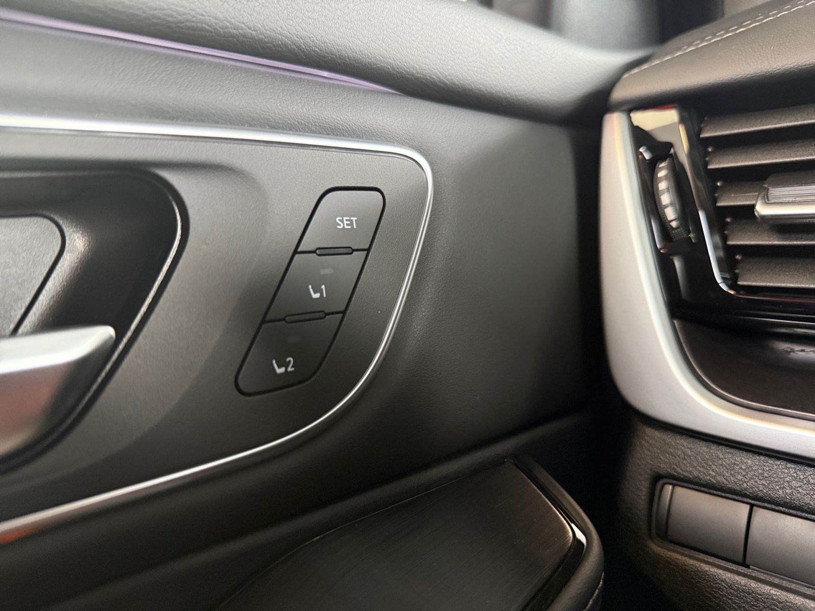 Fahrzeugabbildung Nissan X-Trail 1.5 VC-T e-Power Tekna+ *LEDER*BOSE*SCHI