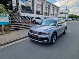 Volkswagen Tiguan Allspace 4Motion,Navi,7-Sitze,AHK,R-LINE - Volkswagen Tiguan Allspace in Herne