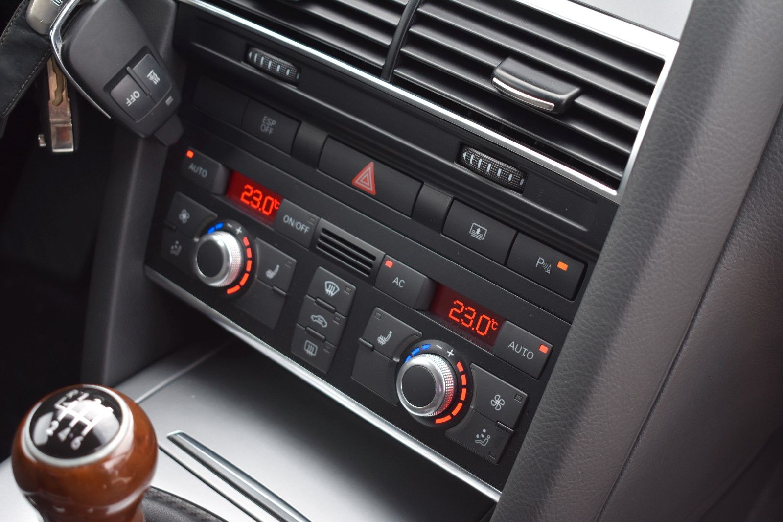 Fahrzeugabbildung Audi A6 Lim. 2.7 TDI Standheizung Kamera