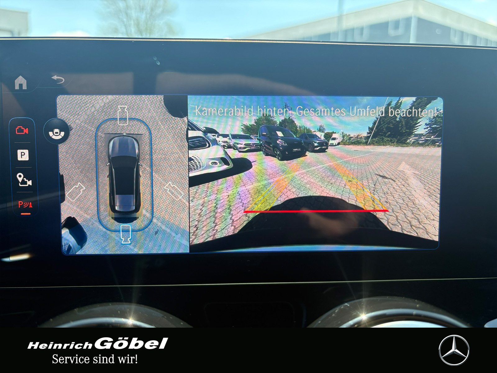 Fahrzeugabbildung Mercedes-Benz EQB 300 AMG-LINE HEAD-UP*BURMESTER*360°*MEMORY