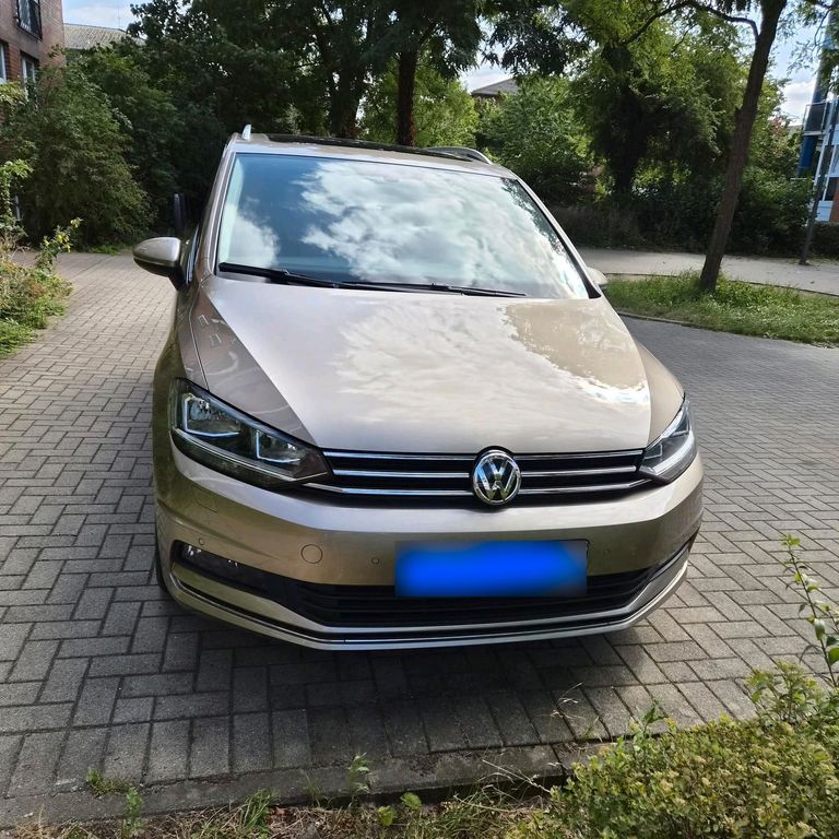 Image of Volkswagen Touran