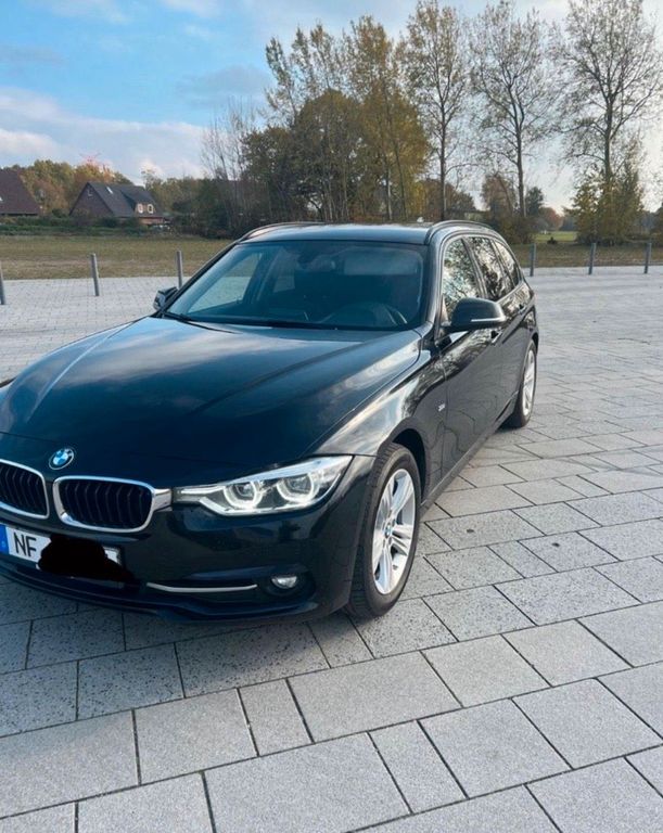 Image of BMW 320