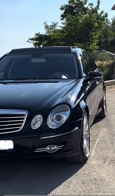 Mercedes-Benz E 320