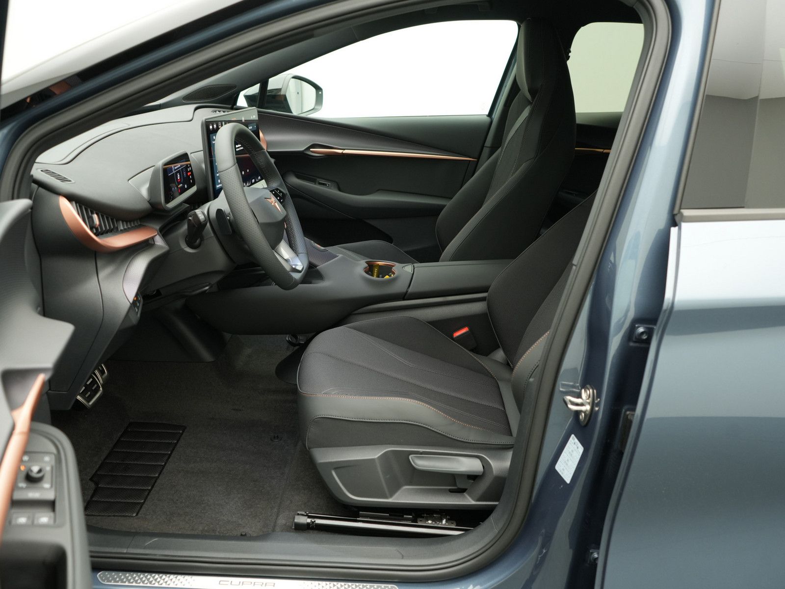 Cupra Tavascan - Bild 11