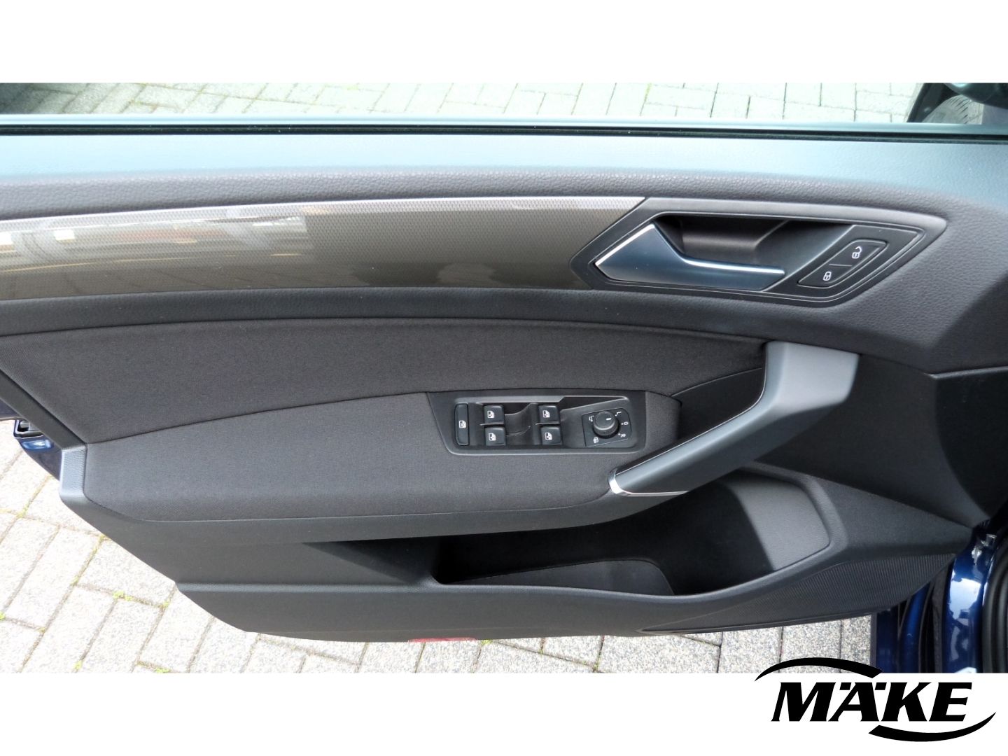 Touran 1.5 TSI IQ.DRIVE, ACC, LED, Navi, 4*SHZ,