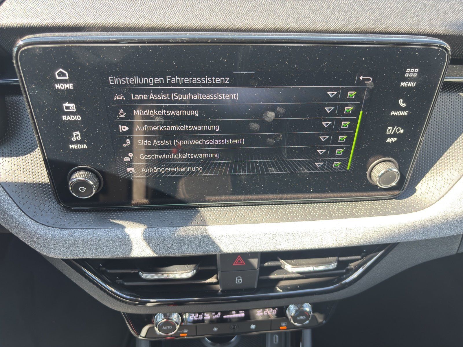 Fahrzeugabbildung SKODA Kamiq Balance 1,0 TSI 85 kW DSG AHK/MATRIX/ACC/