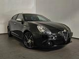 Alfa Romeo Giulietta 2.0 JTDM 16V Turismo - Alfa Romeo Giulietta in Köln