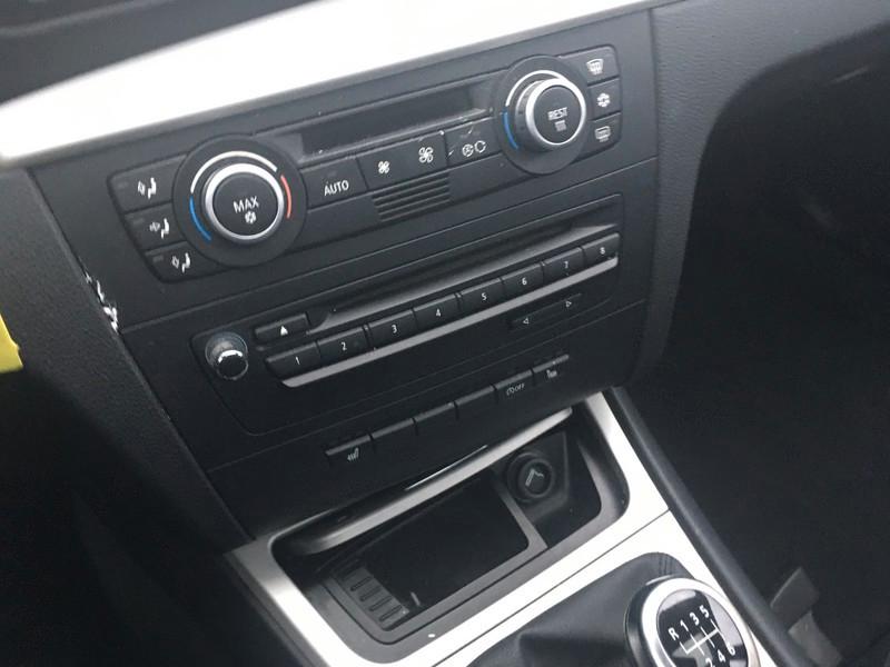 BMW 1 Limousine 120 d/Navi/SSD/ALU/PDC