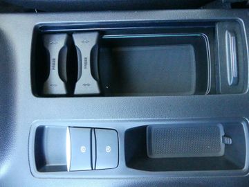 Fahrzeugabbildung Ford Focus Limousine ST-Line X