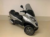 Piaggio MP3 300IE Business - PIAGGIO HAMBURG