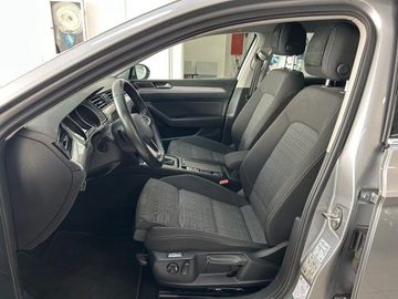 Volkswagen Passat - 7