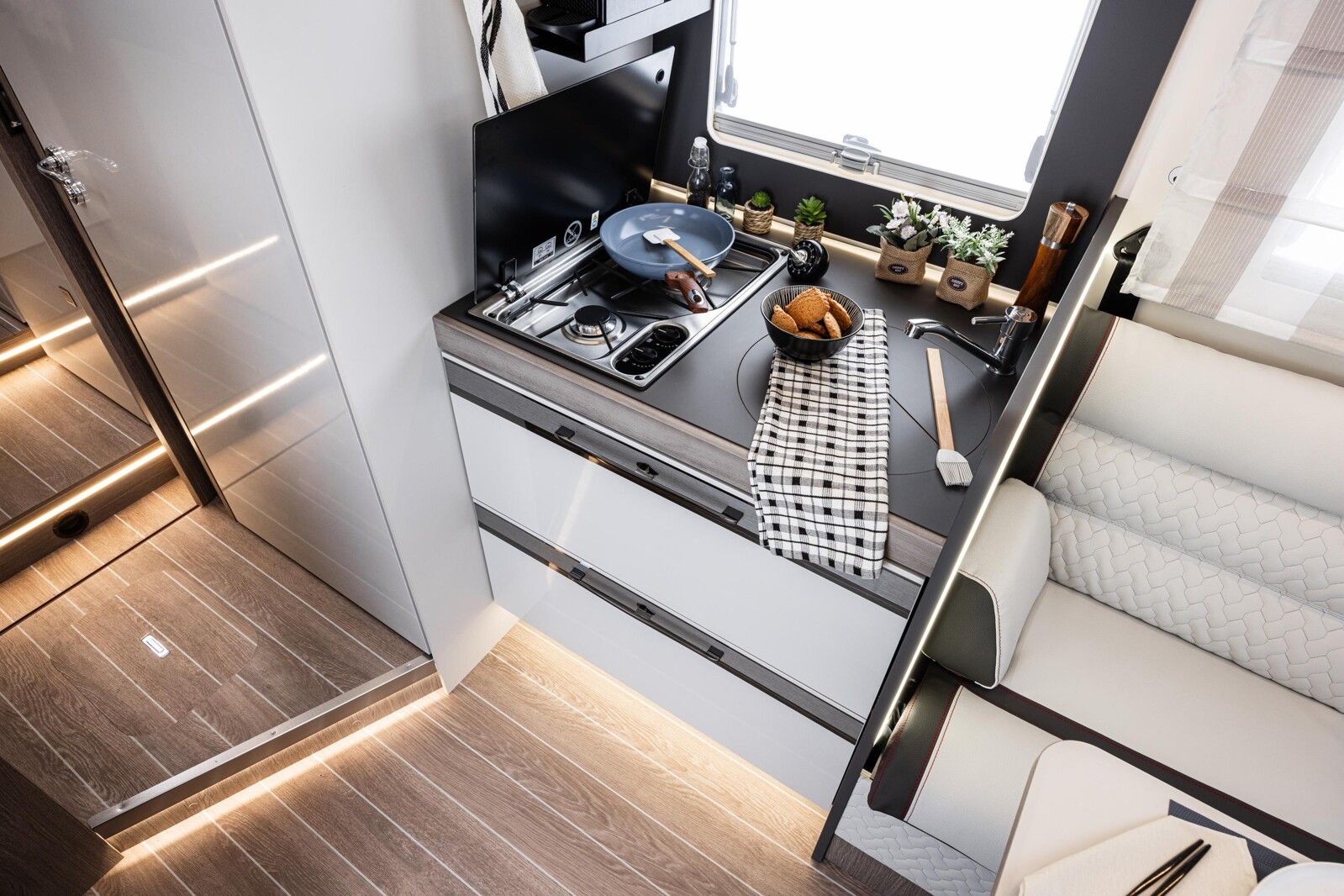 Fahrzeugabbildung Roller Team Zefiro Power Edition 287 TL Fiat