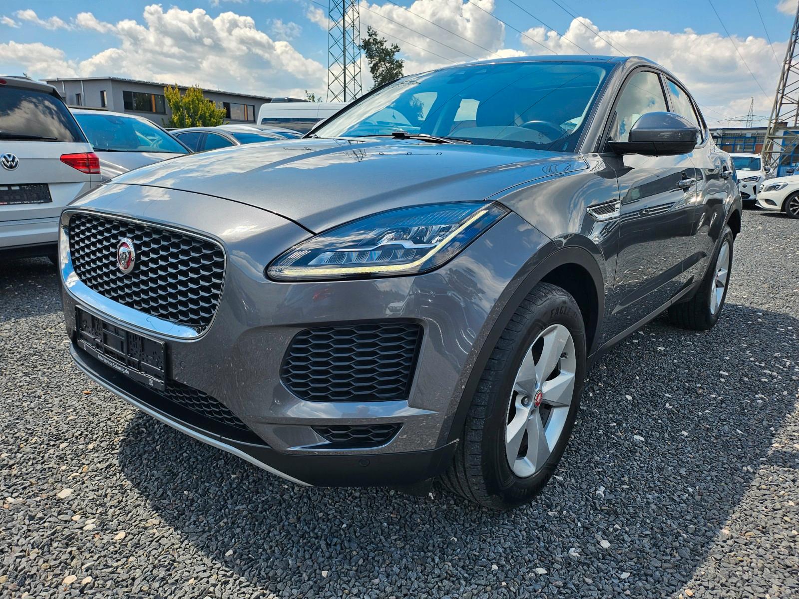 Jaguar E-PACE 2.0D AWD *LED*AUT*AHK*PANO