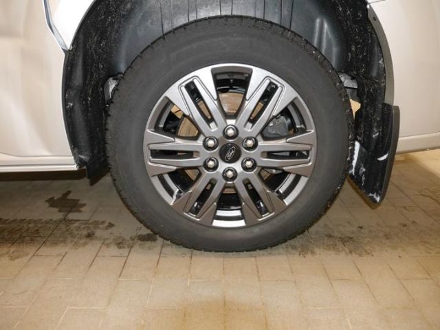 Fahrzeugabbildung Ford Tourneo Custom Bus 320 L1 Titanium FWD Titanium