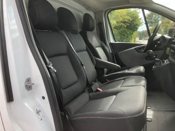 Renault Trafic - 8