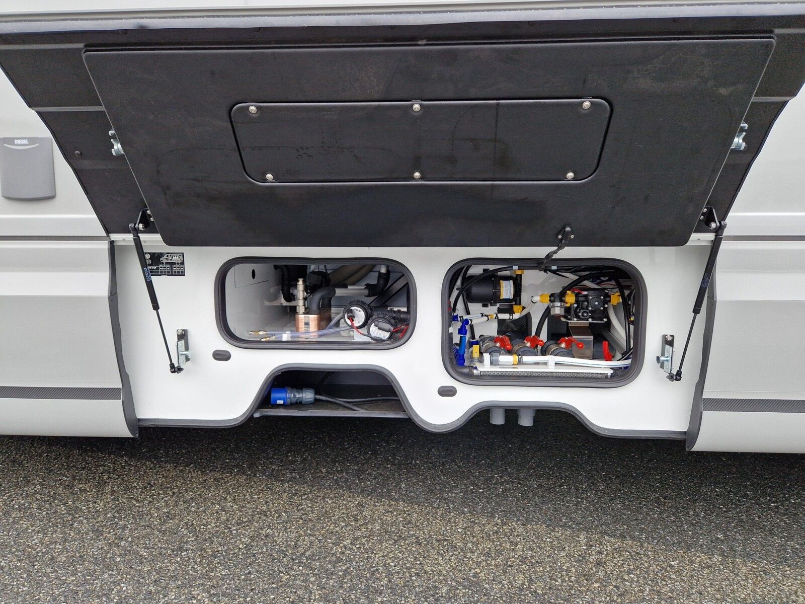 Fahrzeugabbildung Niesmann + Bischoff Arto 88 Verfügbar ab Okt. 2026