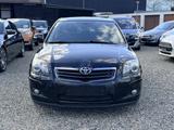 Toyota Avensis 2.0 Executive Lim./Kamera/Temp./AHK/Shz - gebrauchte Toyota Avensis aus dem Jahr 2008