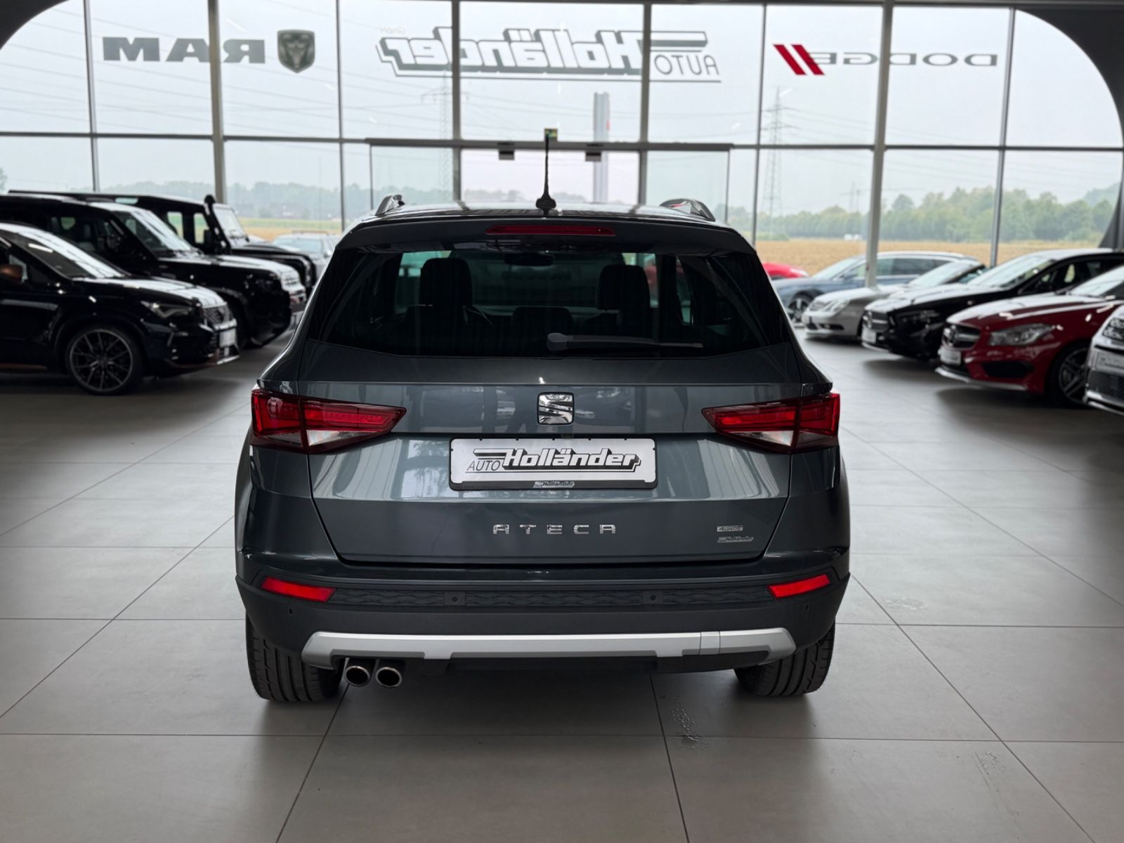 Fahrzeugabbildung SEAT Ateca 2.0 TDI Xcellence 4Drive 360°-Kamera ACC