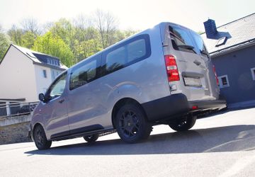 Opel Vivaro Kombi*9-Sitze,Kamera,Navi,Klima,CarPlay*