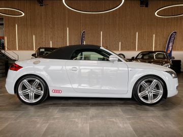Audi TT Roadster 2.0 TFSI *BI-XENON*NAVI*PDC*LEDER*
