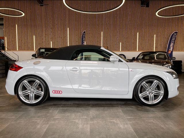 Audi TT Roadster 2.0 TFSI *BI-XENON*NAVI*PDC*LEDER*