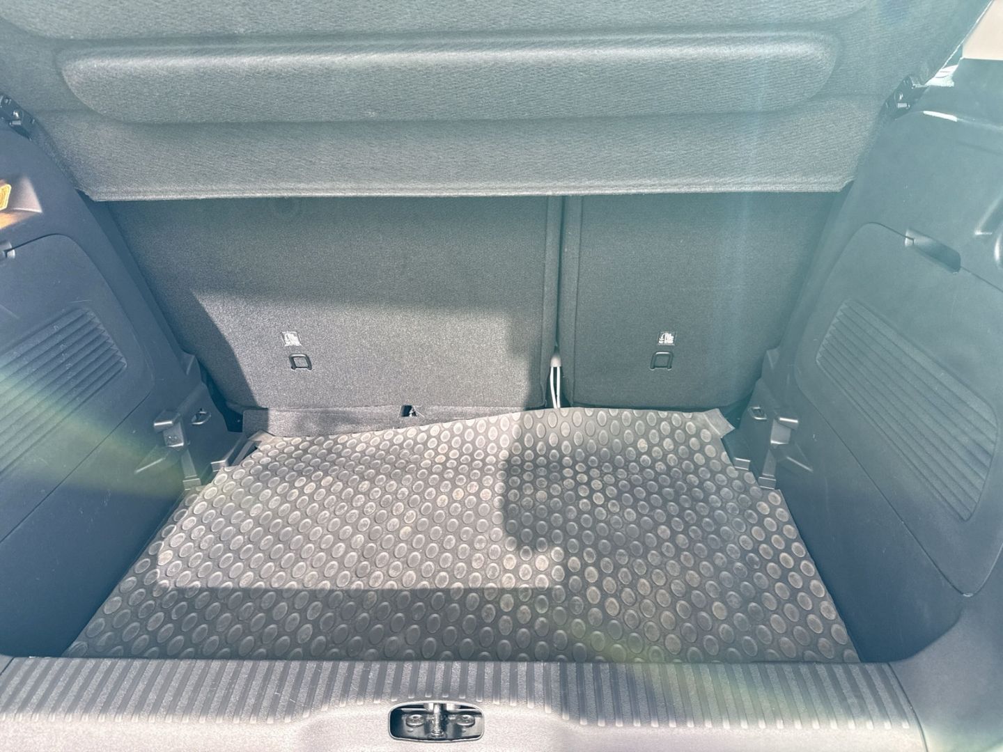 Fahrzeugabbildung Citroën C3 Aircross C-Series 1.2 PureTech 130 Automatik