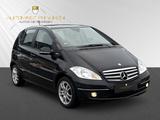 Mercedes-Benz A 160 *ALLWETTER*PDC*TEMPO*SHZ*ALU*AHK* - Mercedes-Benz A 160: Kleinwagen