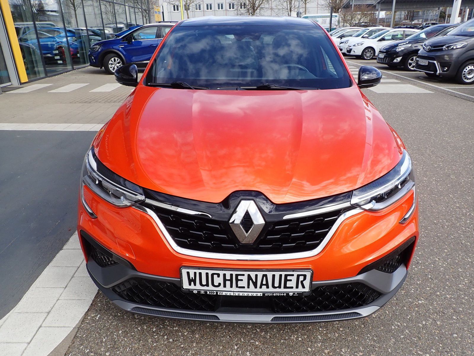 Fahrzeugabbildung Renault Arkana TCe 140 EDC R.S.LINE/AUTOMATIK/NAVI/BOSE/