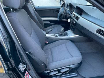 BMW 318 - 12