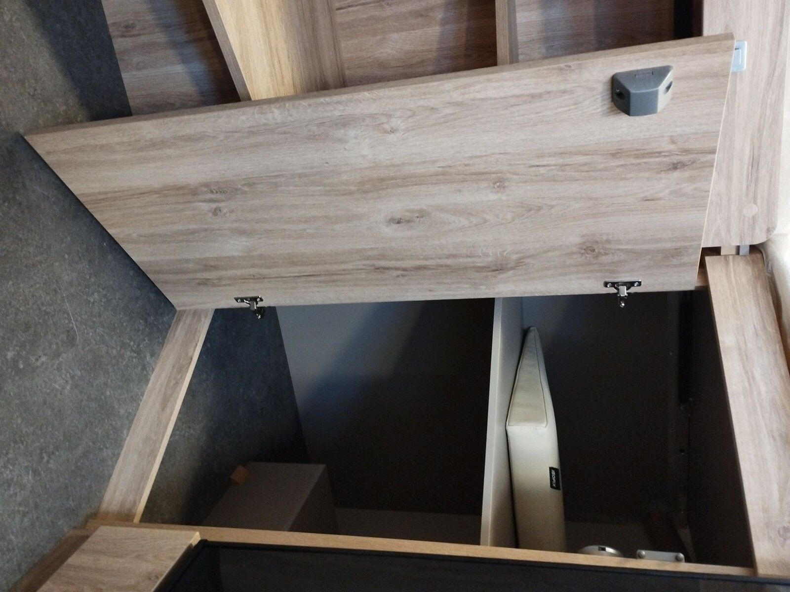 Fahrzeugabbildung Eura Mobil Profila T PT 695 EB Automatik,Sat,Solar