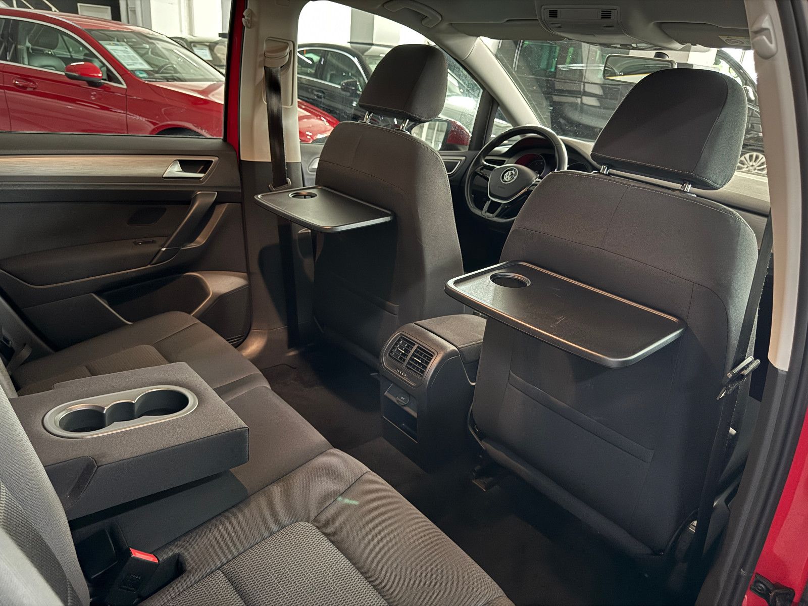 Fahrzeugabbildung Volkswagen Golf 7 TSI SPORTSVAN COMFORTLINE MEDIA PAKET 1.H